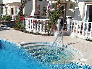 Turquoise Apartments Bogazici 0*,