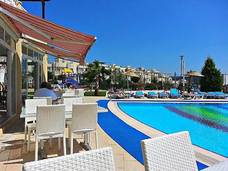 Turquoise Apartments Bogazici